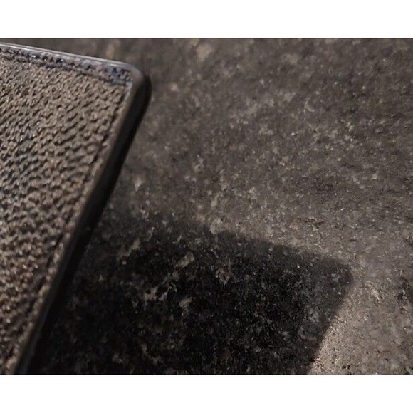 Michael Kors Card Holder Wallet Used Black/Red/White Used - Picture 7 of 9